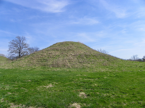 Cahokia Mounds State Historic Site